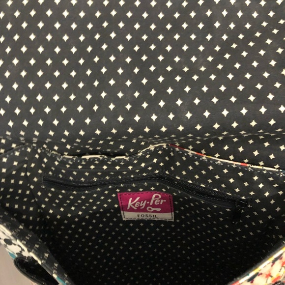 FOSSIL Crossbody - Picture 11 of 16